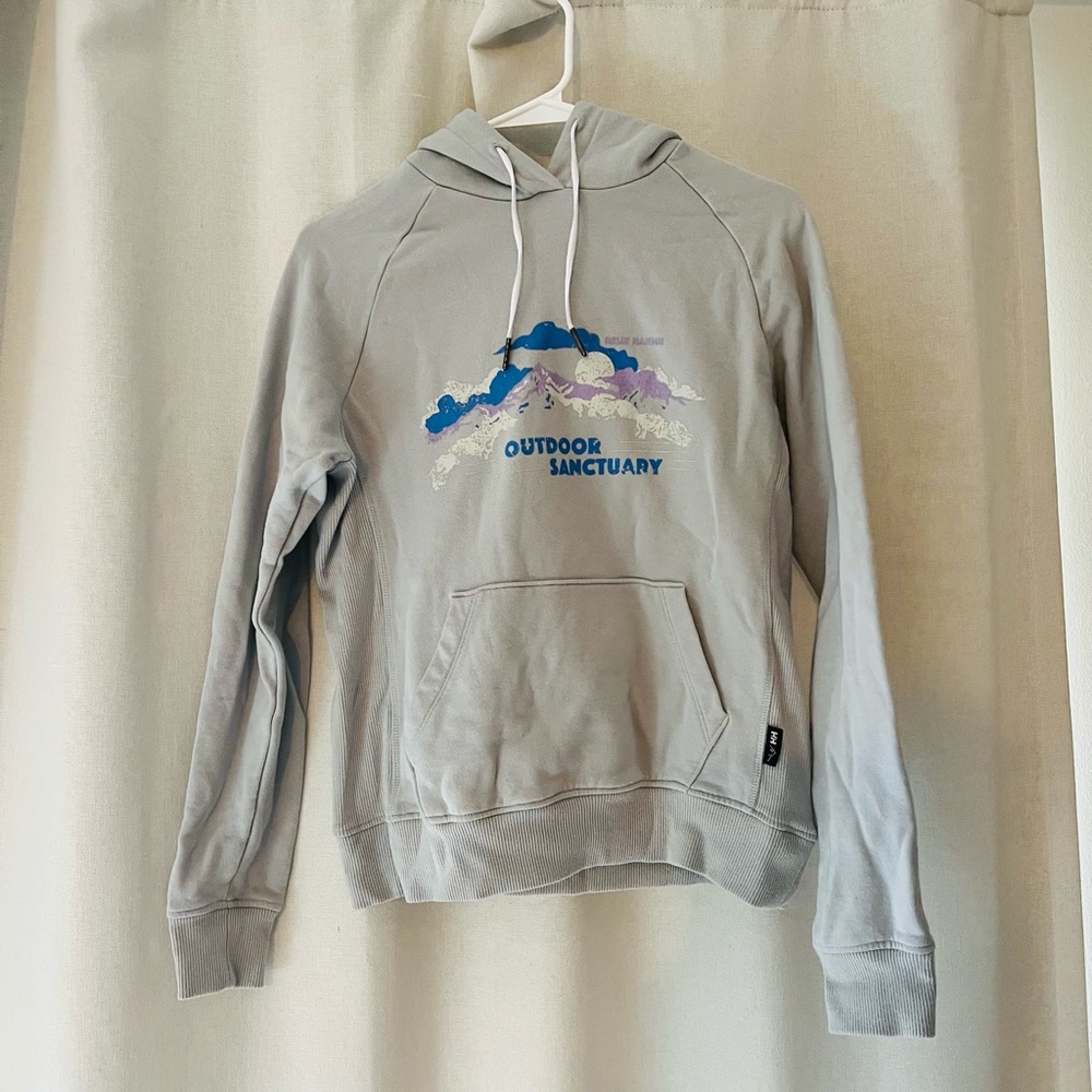 Cozy gray sweatshirt